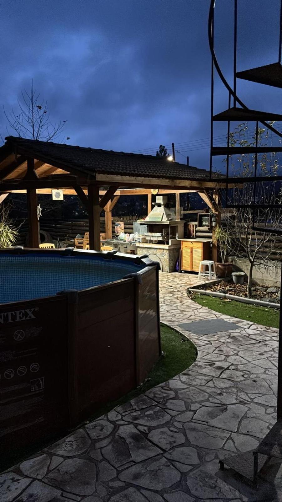 Diamond Stone Wooden Guest House Chandria Екстер'єр фото